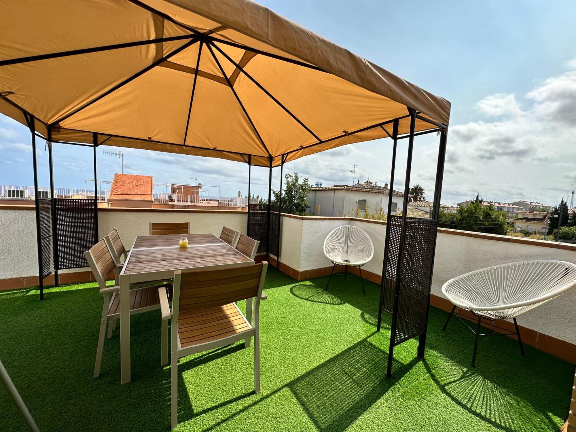 Apartamento Ático con Vistas al Mar a un Paso del Centro Blanes Exterior foto